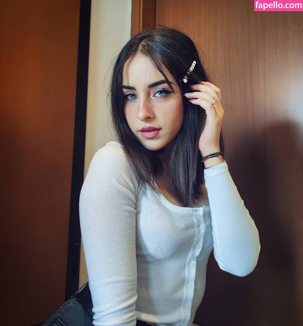 bbeeuuzz Nude Leaked OnlyFans Photo #16