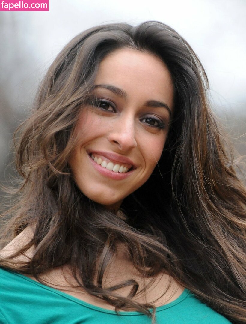 Oona Chaplin / OonaCC Nude Leaked OnlyFans Photo #105