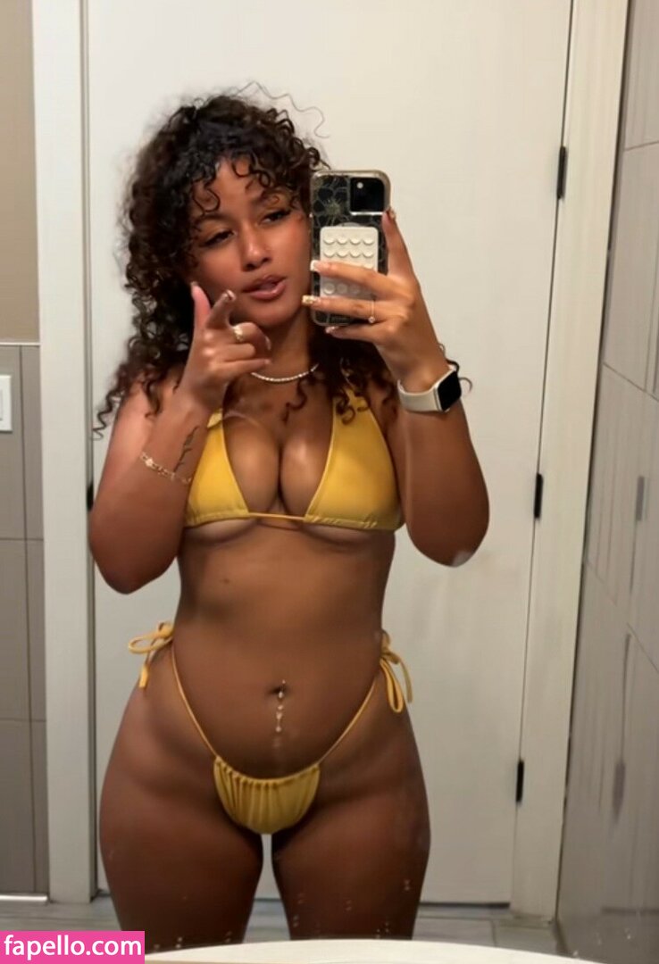 reel / sshantelyy Nude Leaked  Photo #7